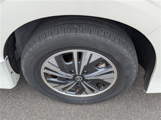 セレナ e-パワー ハイウェイスターV 純正メモリナビ/フルセグテレビ/全方位カメラ/両側パワースライドドア/プロパイロット/エマージェンシーブレーキ/BSM/オートホールド/前後コーナーセンサー/横滑り防止装置/盗難防止装置(16枚目)