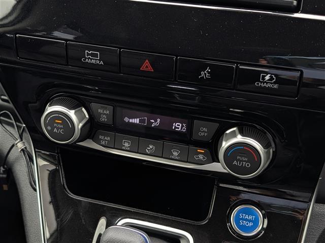 セレナ e-パワー ハイウェイスターV 純正メモリナビ/フルセグテレビ/全方位カメラ/両側パワースライドドア/プロパイロット/エマージェンシーブレーキ/BSM/オートホールド/前後コーナーセンサー/横滑り防止装置/盗難防止装置(29枚目)