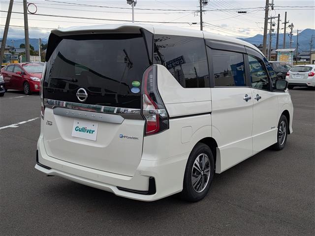 セレナ e-パワー ハイウェイスターV 純正メモリナビ/フルセグテレビ/全方位カメラ/両側パワースライドドア/プロパイロット/エマージェンシーブレーキ/BSM/オートホールド/前後コーナーセンサー/横滑り防止装置/盗難防止装置(42枚目)