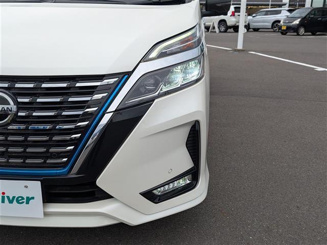 セレナ e-パワー ハイウェイスターV 純正メモリナビ/フルセグテレビ/全方位カメラ/両側パワースライドドア/プロパイロット/エマージェンシーブレーキ/BSM/オートホールド/前後コーナーセンサー/横滑り防止装置/盗難防止装置(43枚目)