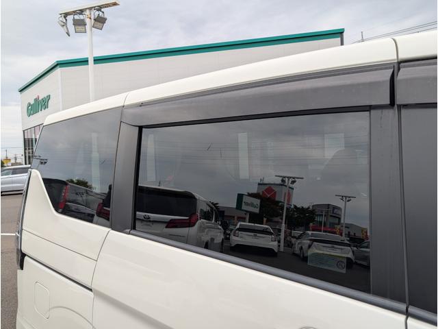 セレナ e-パワー ハイウェイスターV 純正メモリナビ/フルセグテレビ/全方位カメラ/両側パワースライドドア/プロパイロット/エマージェンシーブレーキ/BSM/オートホールド/前後コーナーセンサー/横滑り防止装置/盗難防止装置(50枚目)