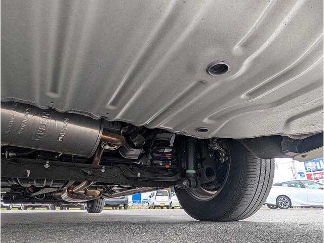 セレナ e-パワー ハイウェイスターV 純正メモリナビ/フルセグテレビ/全方位カメラ/両側パワースライドドア/プロパイロット/エマージェンシーブレーキ/BSM/オートホールド/前後コーナーセンサー/横滑り防止装置/盗難防止装置(64枚目)