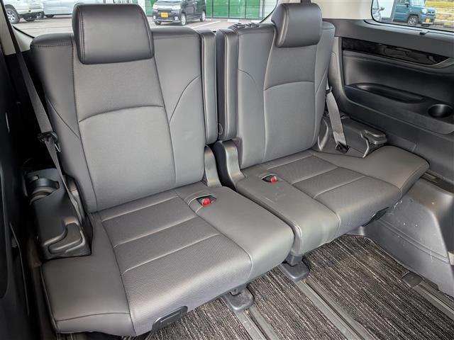 アルファード 2.5S Cパッケージ 10インチメーカーオプションナビ/フルセグテレビ/パノラミックビューモニター/両側パワースライドドア/JBLプレミアムサウンド/CDチェンジャー/トヨタセーフティセンス/BSM(11枚目)