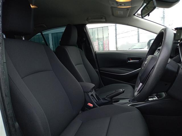 カローラ G-X プラス 純正ディスプレイオーディオ/フルセグTV/Bluetooth/バックカメラ/ETC/トヨタセーフティセンス/レーダークルーズコントロール/レーンキープアシスト/純正フロアマット/オートLEDライト(7枚目)