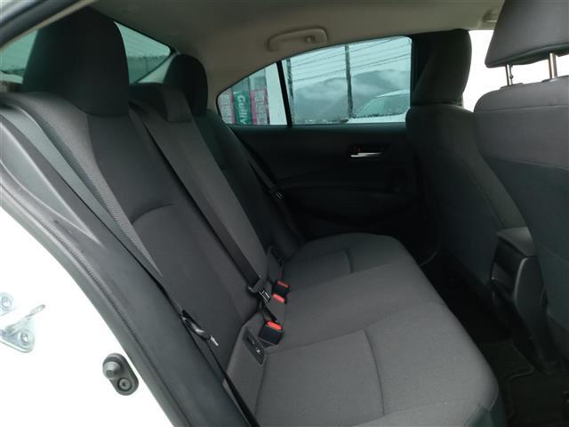 カローラ G-X プラス 純正ディスプレイオーディオ/フルセグTV/Bluetooth/バックカメラ/ETC/トヨタセーフティセンス/レーダークルーズコントロール/レーンキープアシスト/純正フロアマット/オートLEDライト(8枚目)