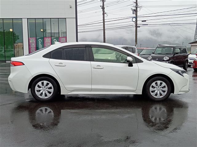 カローラ G-X プラス 純正ディスプレイオーディオ/フルセグTV/Bluetooth/バックカメラ/ETC/トヨタセーフティセンス/レーダークルーズコントロール/レーンキープアシスト/純正フロアマット/オートLEDライト(15枚目)