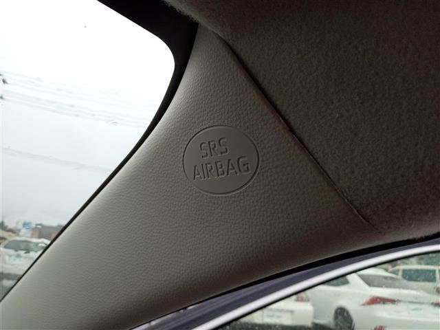 カローラ G-X プラス 純正ディスプレイオーディオ/フルセグTV/Bluetooth/バックカメラ/ETC/トヨタセーフティセンス/レーダークルーズコントロール/レーンキープアシスト/純正フロアマット/オートLEDライト(19枚目)