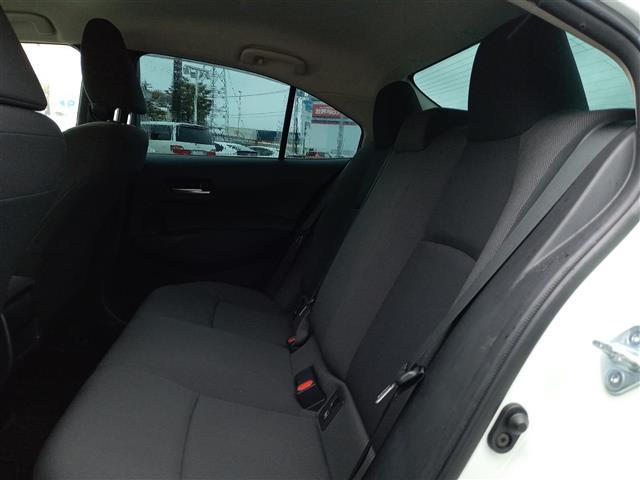 カローラ G-X プラス 純正ディスプレイオーディオ/フルセグTV/Bluetooth/バックカメラ/ETC/トヨタセーフティセンス/レーダークルーズコントロール/レーンキープアシスト/純正フロアマット/オートLEDライト(30枚目)