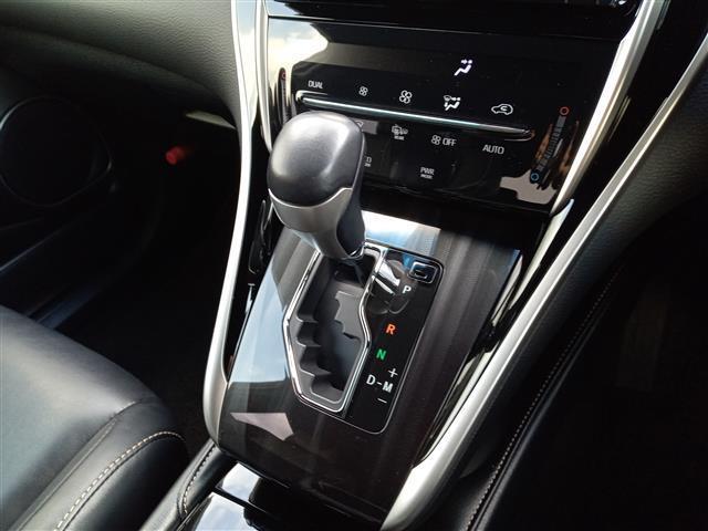 ハリアー プレミアム 社外9型ナビ/フルセグTV/バックカメラ/衝突防止/レーンキープアシスト/クリアランスソナー/レーダークルーズコントロール/D席パワーシート/ETC/ドライブレコーダー/オートブレーキホールド(9枚目)