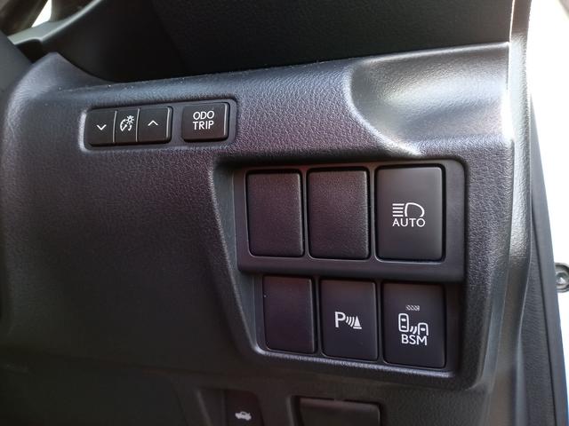 IS IS300 Fスポーツ サンルーフ/純正ナビ/フルセグTV/バックカメラ/衝突防止/前席シートヒーター・クーラー/前席パワーシート/D席シートメモリー/パドルシフト/ビルトインETC2.0/ドライブレコーダー(8枚目)