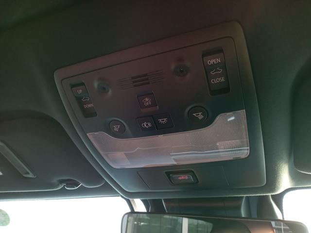 IS IS300 Fスポーツ サンルーフ/純正ナビ/フルセグTV/バックカメラ/衝突防止/前席シートヒーター・クーラー/前席パワーシート/D席シートメモリー/パドルシフト/ビルトインETC2.0/ドライブレコーダー(29枚目)