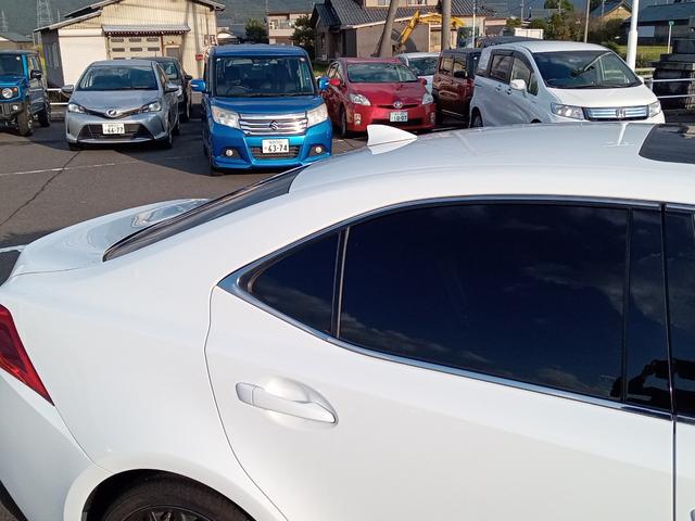 IS IS300 Fスポーツ サンルーフ/純正ナビ/フルセグTV/バックカメラ/衝突防止/前席シートヒーター・クーラー/前席パワーシート/D席シートメモリー/パドルシフト/ビルトインETC2.0/ドライブレコーダー(50枚目)