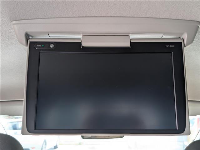 シエンタ ハイブリッドG 純正ナビ ☆CD DVD Bluetooth フルセグ AM FM☆純正12型フリップダウンモニター☆トヨタセーフティセンス☆プリクラッシュセーフティシステム☆レーンディパーチャーアラート(9枚目)