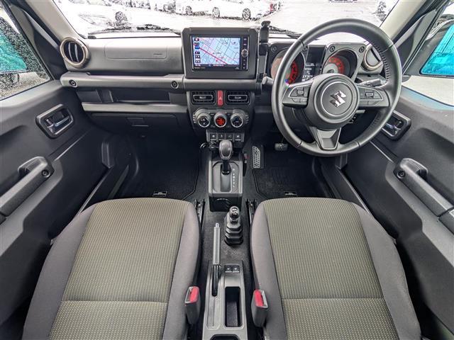 ジムニーシエラ JC ワンオーナー/Panasonic製ナビ(BT/フルセグ/CD/DVD)/Bモニター/クルコン/衝突軽減/レーンキープ/ダウンヒルアシスト/4WD/ルーフキャリア/背面タイヤ/純正AW/ETC/ドラレコ(2枚目)