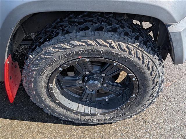 ジムニーシエラ JC ワンオーナー/Panasonic製ナビ(BT/フルセグ/CD/DVD)/Bモニター/クルコン/衝突軽減/レーンキープ/ダウンヒルアシスト/4WD/ルーフキャリア/背面タイヤ/純正AW/ETC/ドラレコ(16枚目)