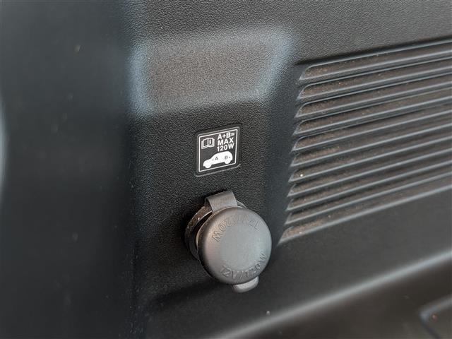 ジムニーシエラ JC ワンオーナー/Panasonic製ナビ(BT/フルセグ/CD/DVD)/Bモニター/クルコン/衝突軽減/レーンキープ/ダウンヒルアシスト/4WD/ルーフキャリア/背面タイヤ/純正AW/ETC/ドラレコ(38枚目)