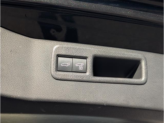 ハリアー Z レザーパッケージ JBL/純正12.3インチディスプレイオーディオ(フルセグ/BT/Miracast)/全方位/クリアランスソナー/クルコン/Safety Sense/BSM/電動リアゲート/黒革/パワーシート/ETC(10枚目)