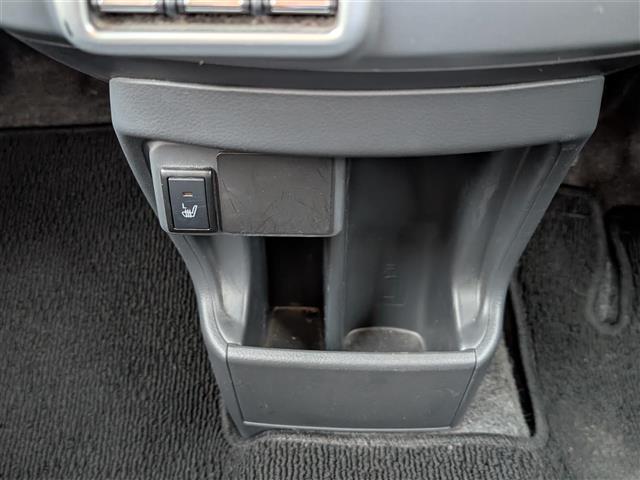 ハスラー G 社外SDナビTV(フルセグTV/Bluetooth/CD/DVD)/Bモニター/4WD/衝突軽減/アイドリング/ダウンヒルアシスト/グリップコントロール/ベンチシート/シートヒーター/ETC/社外AW(10枚目)