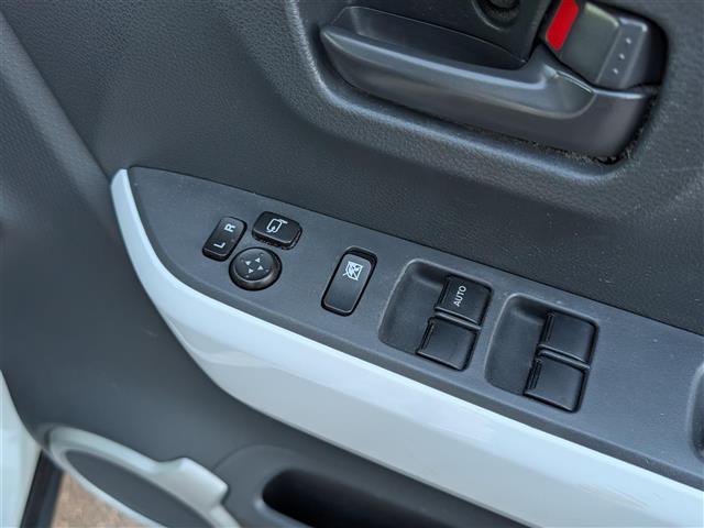 ハスラー G 社外SDナビTV(フルセグTV/Bluetooth/CD/DVD)/Bモニター/4WD/衝突軽減/アイドリング/ダウンヒルアシスト/グリップコントロール/ベンチシート/シートヒーター/ETC/社外AW(22枚目)