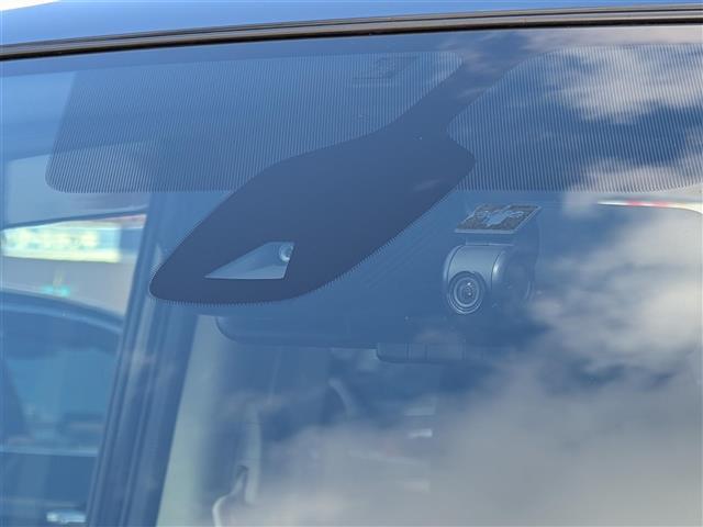 セレナ ハイウェイスターV 社外ナビTV(TV/BT/CD/DVD)/社外11.6インチ後席モニター/全方位/プロパイロット/エマージェンシーブレーキ/クルコン/アイドリング/両側電動/3列シート/純正AW/ETC2.0(5枚目)