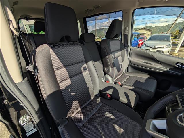 セレナ ハイウェイスターV 社外ナビTV(TV/BT/CD/DVD)/社外11.6インチ後席モニター/全方位/プロパイロット/エマージェンシーブレーキ/クルコン/アイドリング/両側電動/3列シート/純正AW/ETC2.0(10枚目)