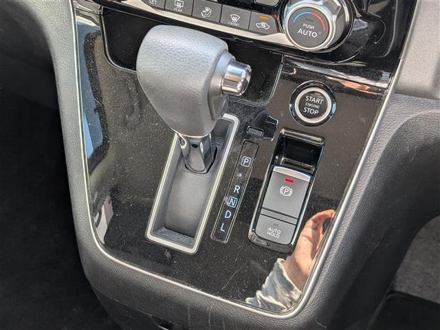 セレナ ハイウェイスターV 社外ナビTV(TV/BT/CD/DVD)/社外11.6インチ後席モニター/全方位/プロパイロット/エマージェンシーブレーキ/クルコン/アイドリング/両側電動/3列シート/純正AW/ETC2.0(31枚目)