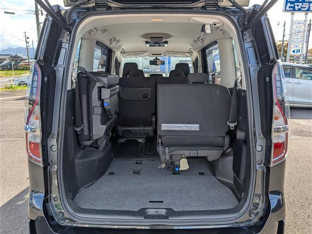 セレナ ハイウェイスターV 社外ナビTV(TV/BT/CD/DVD)/社外11.6インチ後席モニター/全方位/プロパイロット/エマージェンシーブレーキ/クルコン/アイドリング/両側電動/3列シート/純正AW/ETC2.0(39枚目)