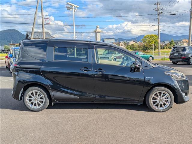 シエンタ ハイブリッドG 純正SDナビ/AM/FM/フルセグ/BT/バックカメラ/両側パワースライドドア/衝突被害軽減システム/アイドリングストップ/レーンキープアシスト/横滑り防止装置/盗難防止装置(19枚目)