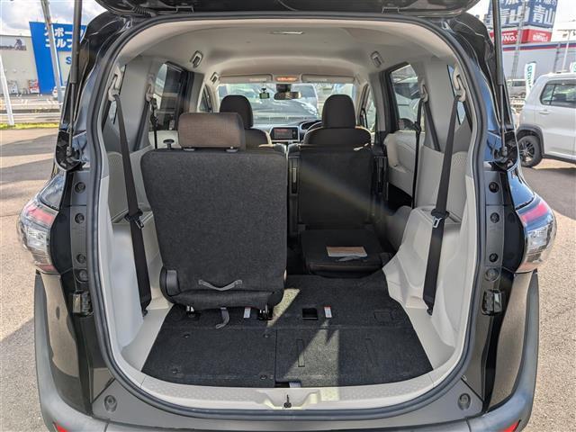 シエンタ ハイブリッドG 純正SDナビ/AM/FM/フルセグ/BT/バックカメラ/両側パワースライドドア/衝突被害軽減システム/アイドリングストップ/レーンキープアシスト/横滑り防止装置/盗難防止装置(38枚目)