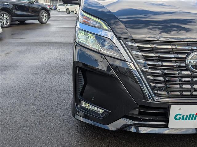 セレナ ハイウェイスターV 純正10インチナビ/AM/FM/フルセグ/BT/CD/DVD/全方位カメラ/両側パワースライドドア/11インチフリップダウンモニター/プロパイロット/踏み間違い衝突防止アシスト(10枚目)