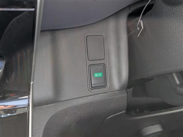 セレナ ハイウェイスターV 純正10インチナビ/AM/FM/フルセグ/BT/CD/DVD/全方位カメラ/両側パワースライドドア/11インチフリップダウンモニター/プロパイロット/踏み間違い衝突防止アシスト(22枚目)