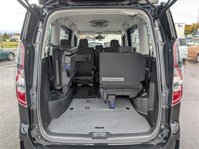 セレナ ハイウェイスターV 純正10インチナビ/AM/FM/フルセグ/BT/CD/DVD/全方位カメラ/両側パワースライドドア/11インチフリップダウンモニター/プロパイロット/踏み間違い衝突防止アシスト(30枚目)