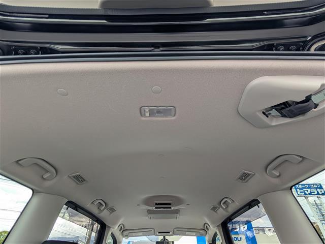 セレナ ハイウェイスターV 純正10インチナビ/AM/FM/フルセグ/BT/CD/DVD/全方位カメラ/両側パワースライドドア/11インチフリップダウンモニター/プロパイロット/踏み間違い衝突防止アシスト(31枚目)