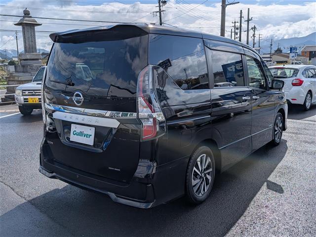 セレナ ハイウェイスターV 純正10インチナビ/AM/FM/フルセグ/BT/CD/DVD/全方位カメラ/両側パワースライドドア/11インチフリップダウンモニター/プロパイロット/踏み間違い衝突防止アシスト(33枚目)