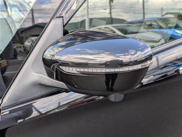 セレナ ハイウェイスターV 純正10インチナビ/AM/FM/フルセグ/BT/CD/DVD/全方位カメラ/両側パワースライドドア/11インチフリップダウンモニター/プロパイロット/踏み間違い衝突防止アシスト(35枚目)