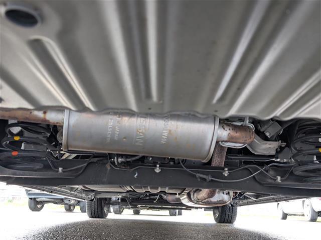 セレナ ハイウェイスターV 純正10インチナビ/AM/FM/フルセグ/BT/CD/DVD/全方位カメラ/両側パワースライドドア/11インチフリップダウンモニター/プロパイロット/踏み間違い衝突防止アシスト(40枚目)