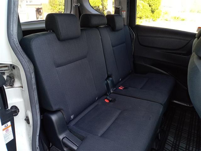 シエンタ G 純正SDナビ(NSZT-W64)/フルセグTV/CD/DVD/Bluetooth/バックカメラ/両側パワースライドドア/ETC/ドライブレコーダー/ライトレベライザー/電動格納ウィンカーミラー(7枚目)