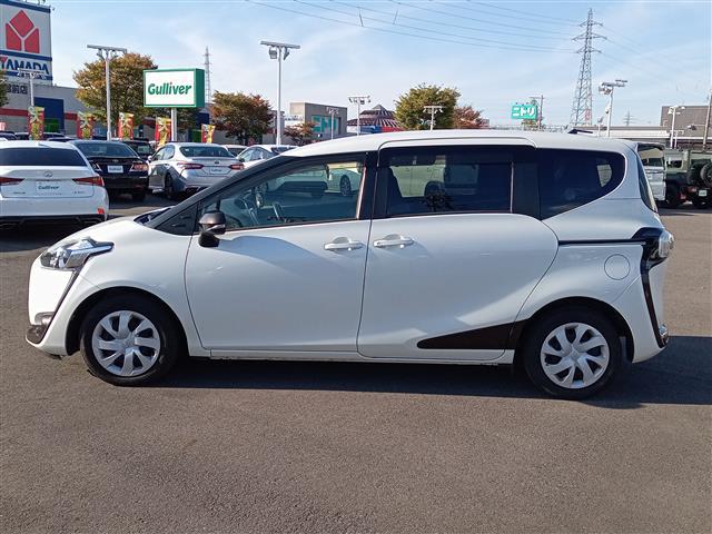 シエンタ G 純正SDナビ(NSZT-W64)/フルセグTV/CD/DVD/Bluetooth/バックカメラ/両側パワースライドドア/ETC/ドライブレコーダー/ライトレベライザー/電動格納ウィンカーミラー(16枚目)