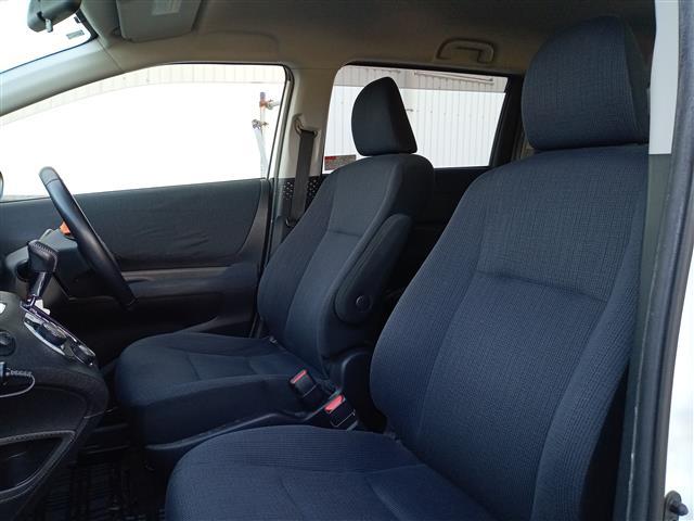 シエンタ G 純正SDナビ(NSZT-W64)/フルセグTV/CD/DVD/Bluetooth/バックカメラ/両側パワースライドドア/ETC/ドライブレコーダー/ライトレベライザー/電動格納ウィンカーミラー(25枚目)