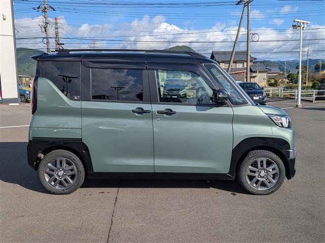 デリカミニ T プレミアム 4WD/純正9インチナビ/AM/FM/フルセグ/BT/HDMI/全方位カメラ/両側パワースライドドア/全車速追従機能付クルーズコントロール/前後コーナーセンサー/衝突被害軽減システム(19枚目)