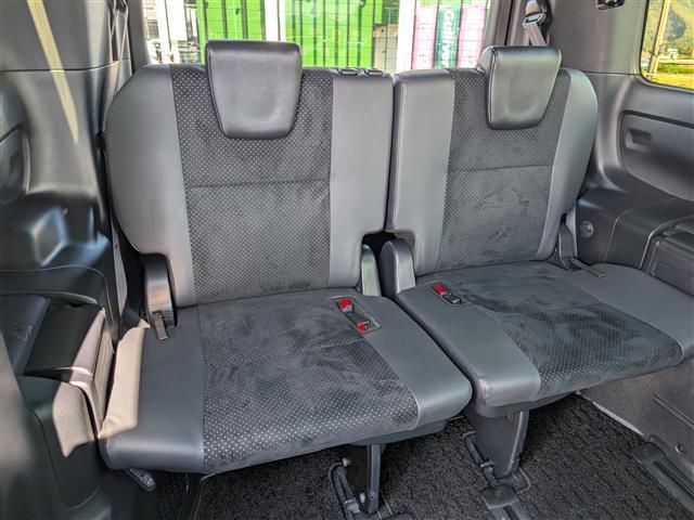 ヴォクシー ZS 煌III 純正SDナビ/AM/FM/ワンセグ/BT/CD/AUX/バックカメラ/両側パワースライドドア/トヨタセーフティセンス/クルーズコントロール/前後コーナーセンサー/レーンキープアシスト(12枚目)