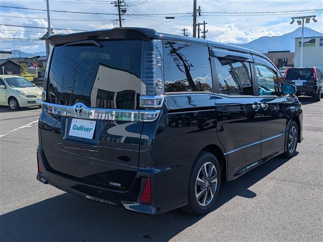 ヴォクシー ZS 煌III 純正SDナビ/AM/FM/ワンセグ/BT/CD/AUX/バックカメラ/両側パワースライドドア/トヨタセーフティセンス/クルーズコントロール/前後コーナーセンサー/レーンキープアシスト(42枚目)