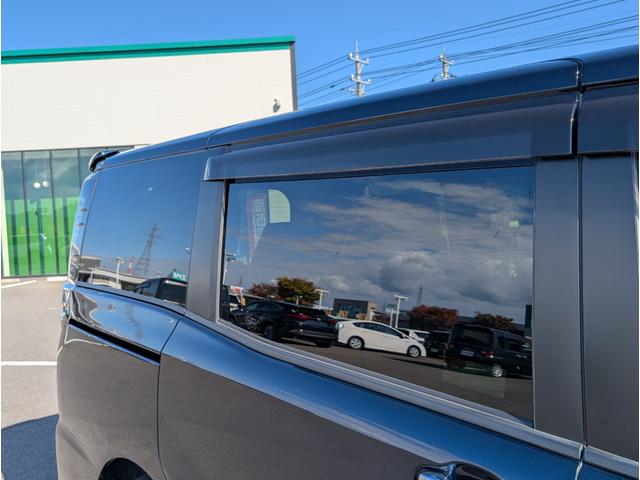 ヴォクシー ZS 煌III 純正SDナビ/AM/FM/ワンセグ/BT/CD/AUX/バックカメラ/両側パワースライドドア/トヨタセーフティセンス/クルーズコントロール/前後コーナーセンサー/レーンキープアシスト(50枚目)