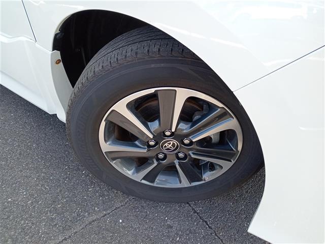 ヴォクシー ＺＳ　煌ＩＩ　純正９型ナビ／純正１２型後部モニター／フルセグ／Ｂｌｕｅｔｏｏｔｈ／バックカメラ／両側パワースライドドア／衝突防止／先行車発進告知／パーキングサポートブレーキ／クリアランスソナー／レーンキープアシスト（16枚目）