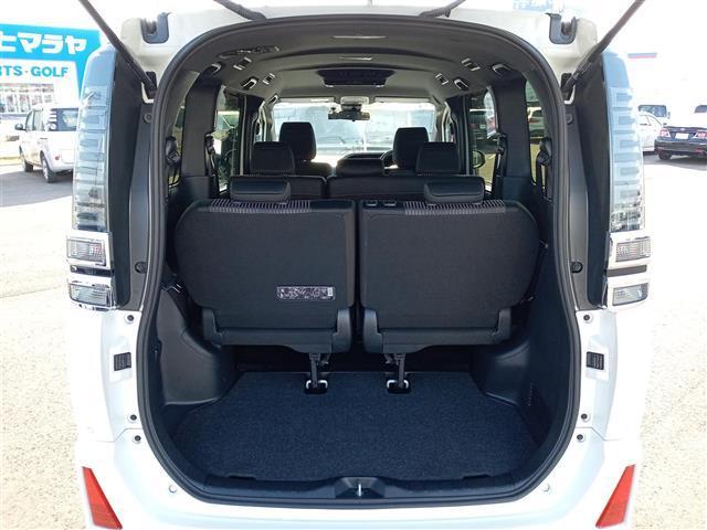 ヴォクシー ＺＳ　煌ＩＩ　純正９型ナビ／純正１２型後部モニター／フルセグ／Ｂｌｕｅｔｏｏｔｈ／バックカメラ／両側パワースライドドア／衝突防止／先行車発進告知／パーキングサポートブレーキ／クリアランスソナー／レーンキープアシスト（37枚目）