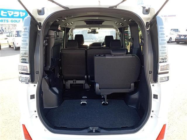 ヴォクシー ＺＳ　煌ＩＩ　純正９型ナビ／純正１２型後部モニター／フルセグ／Ｂｌｕｅｔｏｏｔｈ／バックカメラ／両側パワースライドドア／衝突防止／先行車発進告知／パーキングサポートブレーキ／クリアランスソナー／レーンキープアシスト（39枚目）