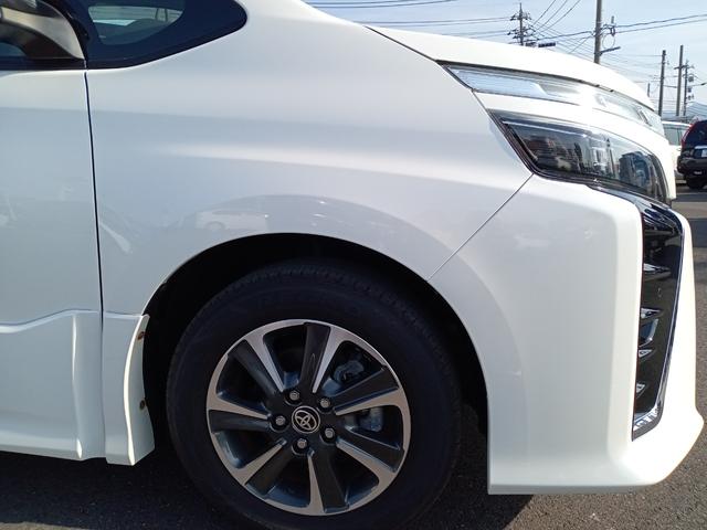 ヴォクシー ＺＳ　煌ＩＩ　純正９型ナビ／純正１２型後部モニター／フルセグ／Ｂｌｕｅｔｏｏｔｈ／バックカメラ／両側パワースライドドア／衝突防止／先行車発進告知／パーキングサポートブレーキ／クリアランスソナー／レーンキープアシスト（46枚目）