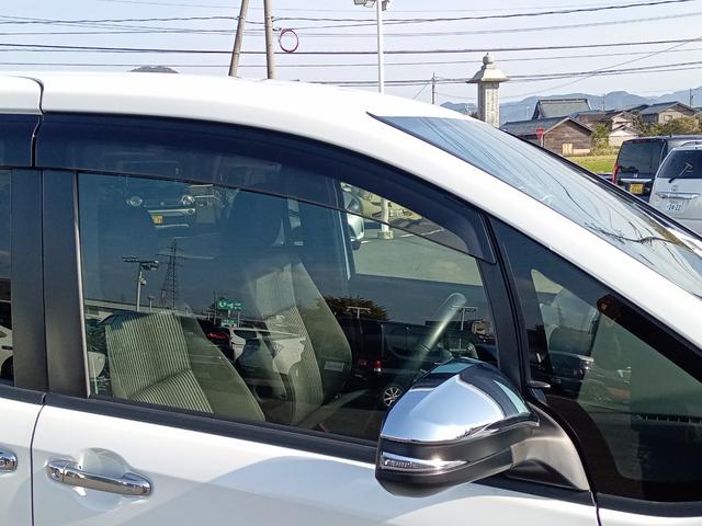 ヴォクシー ＺＳ　煌ＩＩ　純正９型ナビ／純正１２型後部モニター／フルセグ／Ｂｌｕｅｔｏｏｔｈ／バックカメラ／両側パワースライドドア／衝突防止／先行車発進告知／パーキングサポートブレーキ／クリアランスソナー／レーンキープアシスト（48枚目）