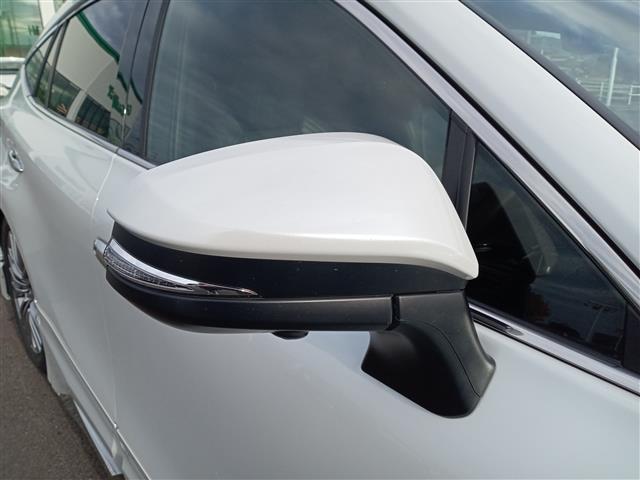 ハリアー Ｚ　レザーパッケージ　４ＷＤ／ガラスルーフ／純正１２．３型ナビ／フルセグ／Ｂｌｕｅｔｏｏｔｈ／全方位カメラ／ＪＢＬサウンド／衝突防止／置くだけ充電／デジタルインナーミラー／ＥＴＣ２．０／電動リアゲート／前席パワーシート（15枚目）