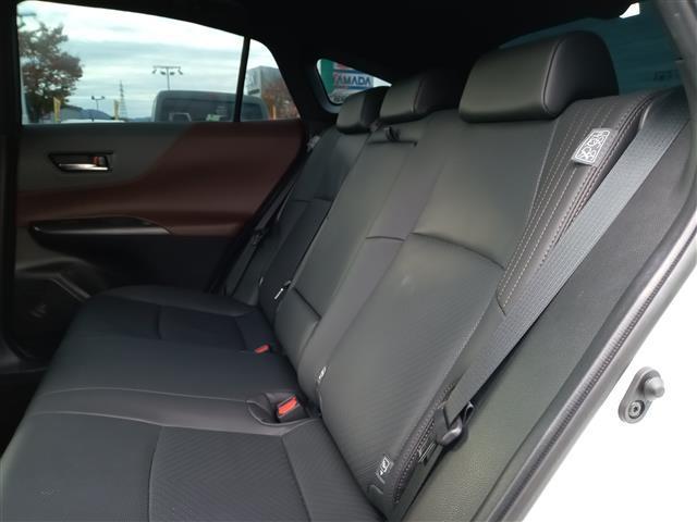 ハリアー Ｚ　レザーパッケージ　４ＷＤ／ガラスルーフ／純正１２．３型ナビ／フルセグ／Ｂｌｕｅｔｏｏｔｈ／全方位カメラ／ＪＢＬサウンド／衝突防止／置くだけ充電／デジタルインナーミラー／ＥＴＣ２．０／電動リアゲート／前席パワーシート（32枚目）